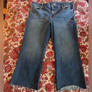 American Eagle High Rise Kick Boot Crop